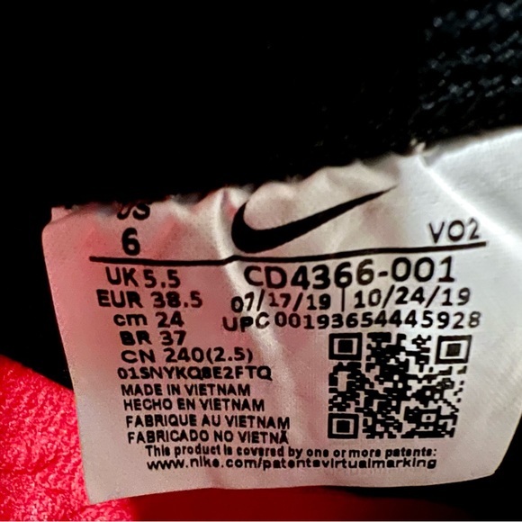 Air Force 1 React CD4366-001 Women’s Size 7.5 *Like New* - Picture 3 of 10